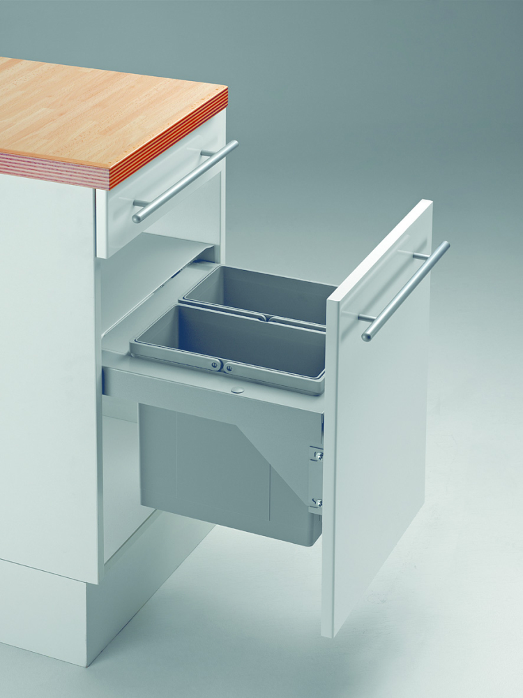 einbau abfallsammler frontauszug