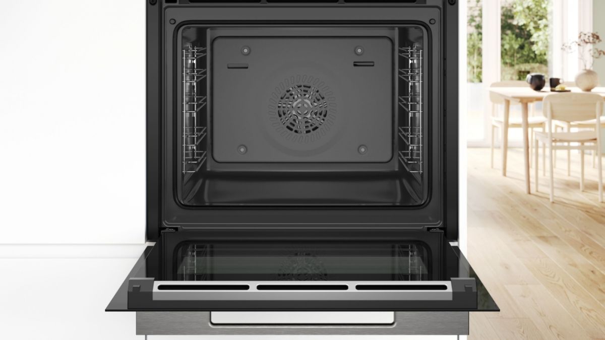 Bosch HBG7341B1 Einbau-Backofen schwarz EEK:A+