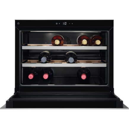AEG KWK884520B Weinklimaschrank schwarz EEK:F